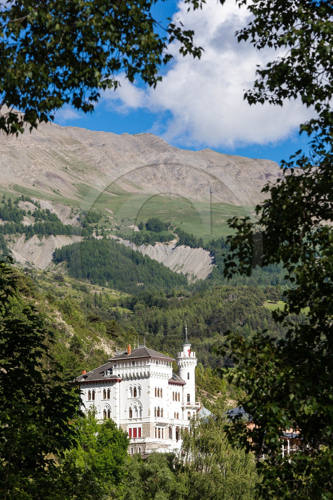 village de Jausiers, Chateau des Magnans