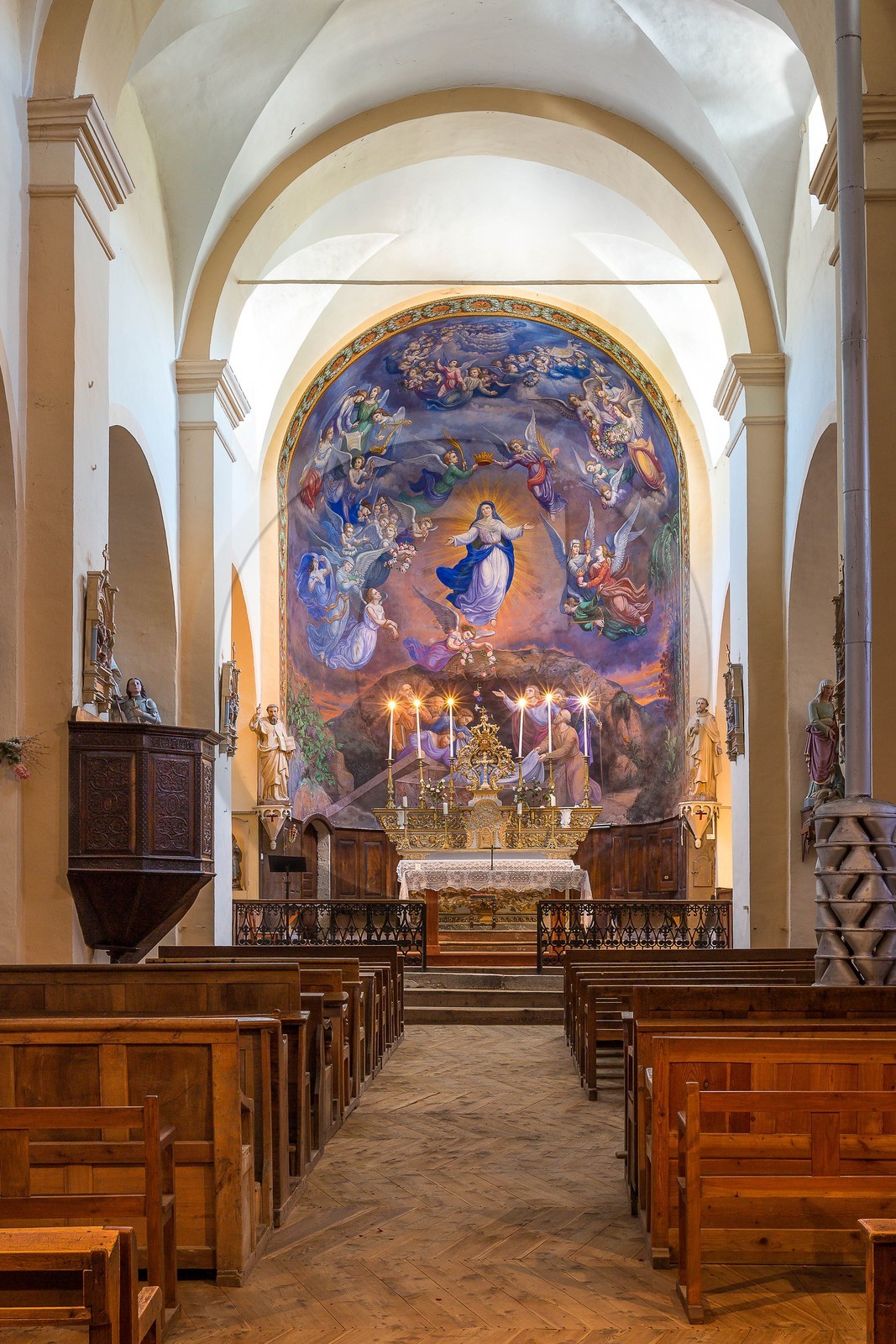 Faucon-de-Barcelonnette, Église Saint-Étienne, peinture de la Nef de l'église